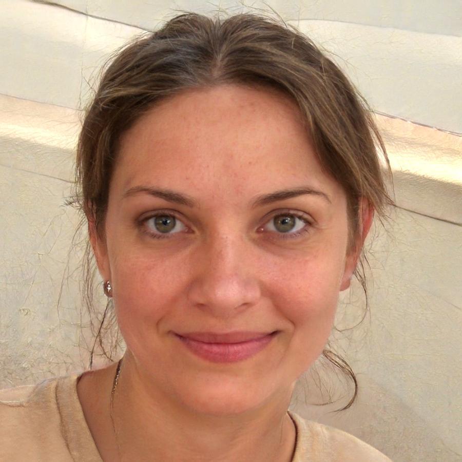 Katılımcı Dilruba Şahin portresi